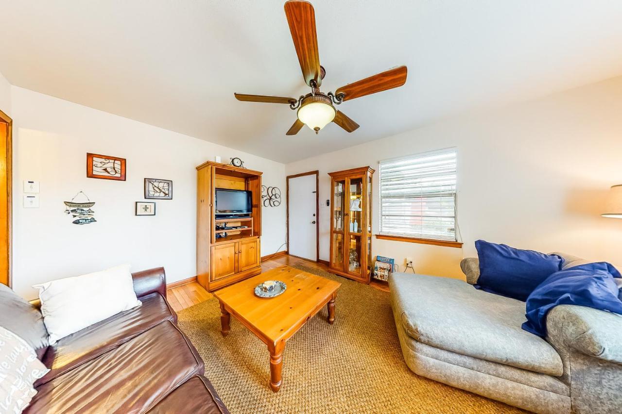 Backyard Escape Apartamento Galveston Exterior foto