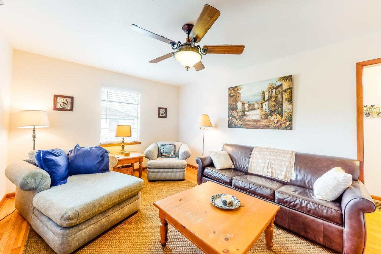 Backyard Escape Apartamento Galveston Exterior foto