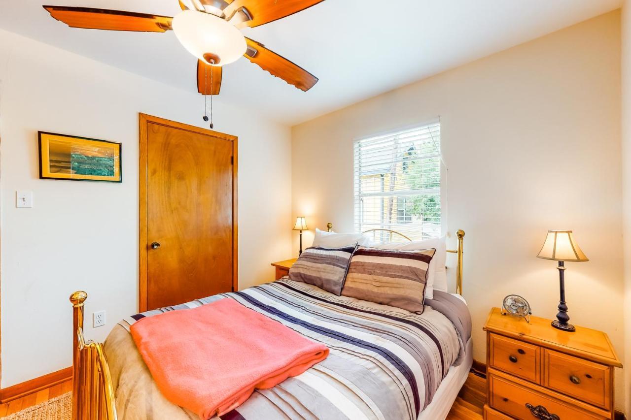 Backyard Escape Apartamento Galveston Exterior foto